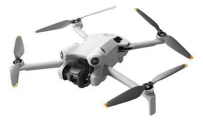 Drone Dji Mini 4 Pro Fly More Combo Plus (DJI RC 2) Color Gris